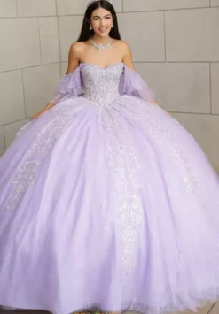 Sweet Sixteen^Amabella Q1094