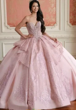 Sweet Sixteen|Plus Sized Quince Dresses^Amabella Q1090