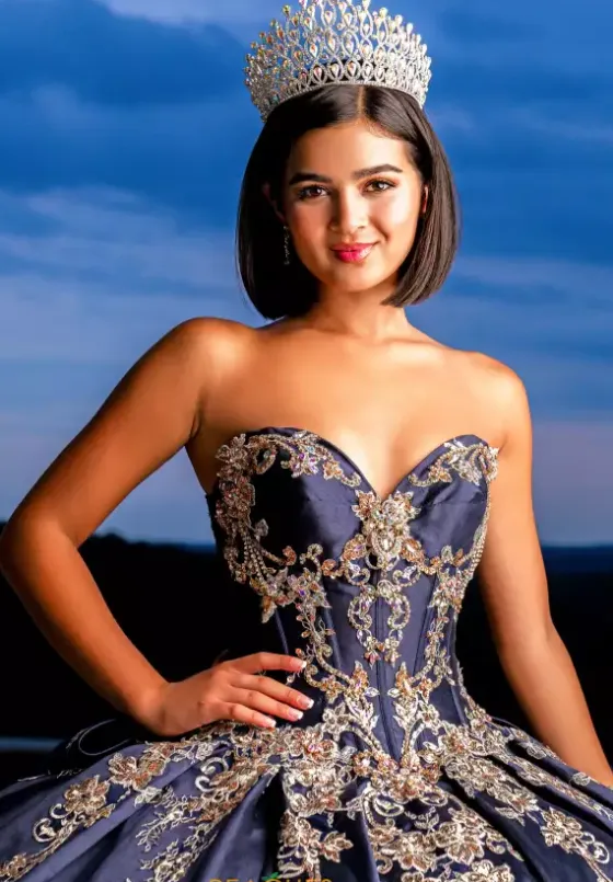 Sweet Sixteen|Plus Sized Quince Dresses^Amabella Q1025