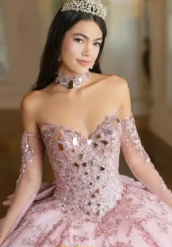 Sweet Sixteen|Quince Dresses With Sleeves^Amabella Q1093