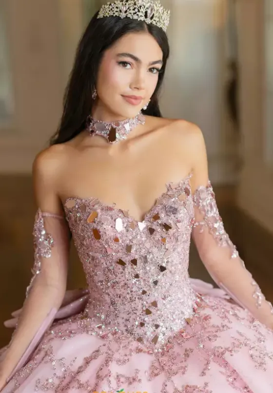 Sweet Sixteen|Quince Dresses With Sleeves^Amabella Q1093