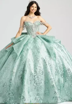 Sweet Sixteen|Plus Sized Quince Dresses^Amabella Q1097