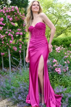 Fitted|Long Dresses^Faviana 11425