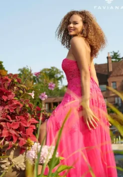 Long Dresses|Plus Sized Dresses^Faviana S10814