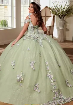 Sweet Sixteen|Plus Sized Quince Dresses^Rachel Allan Quince RQ1125