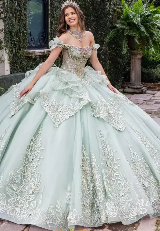 Sweet Sixteen|Plus Sized Quince Dresses^Rachel Allan Quince RQ1180